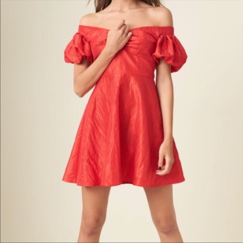 Retro Red Off-Shoulder Crinkle Cocktail Dress